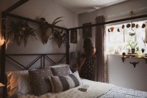 Stylish bachelorette pad decor
